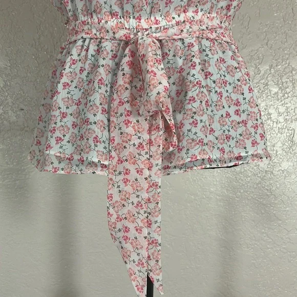 1749 NWT Max Studio Sleeveless Floral Blouse W/Tie Embellishment On Back. SzS - Picture 6 of 11